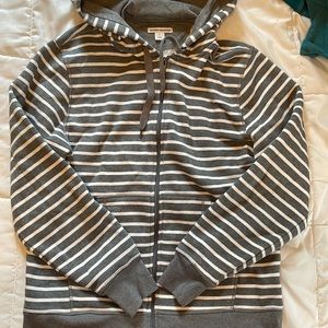 Amazon essentials hoodie